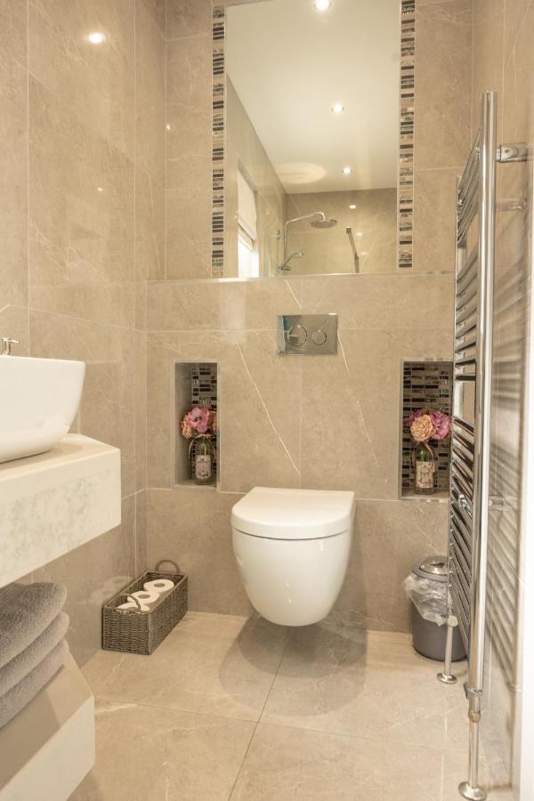 The View Apartment 2, Newry - Luxury Open Plan Apartment With City Views Exterior foto